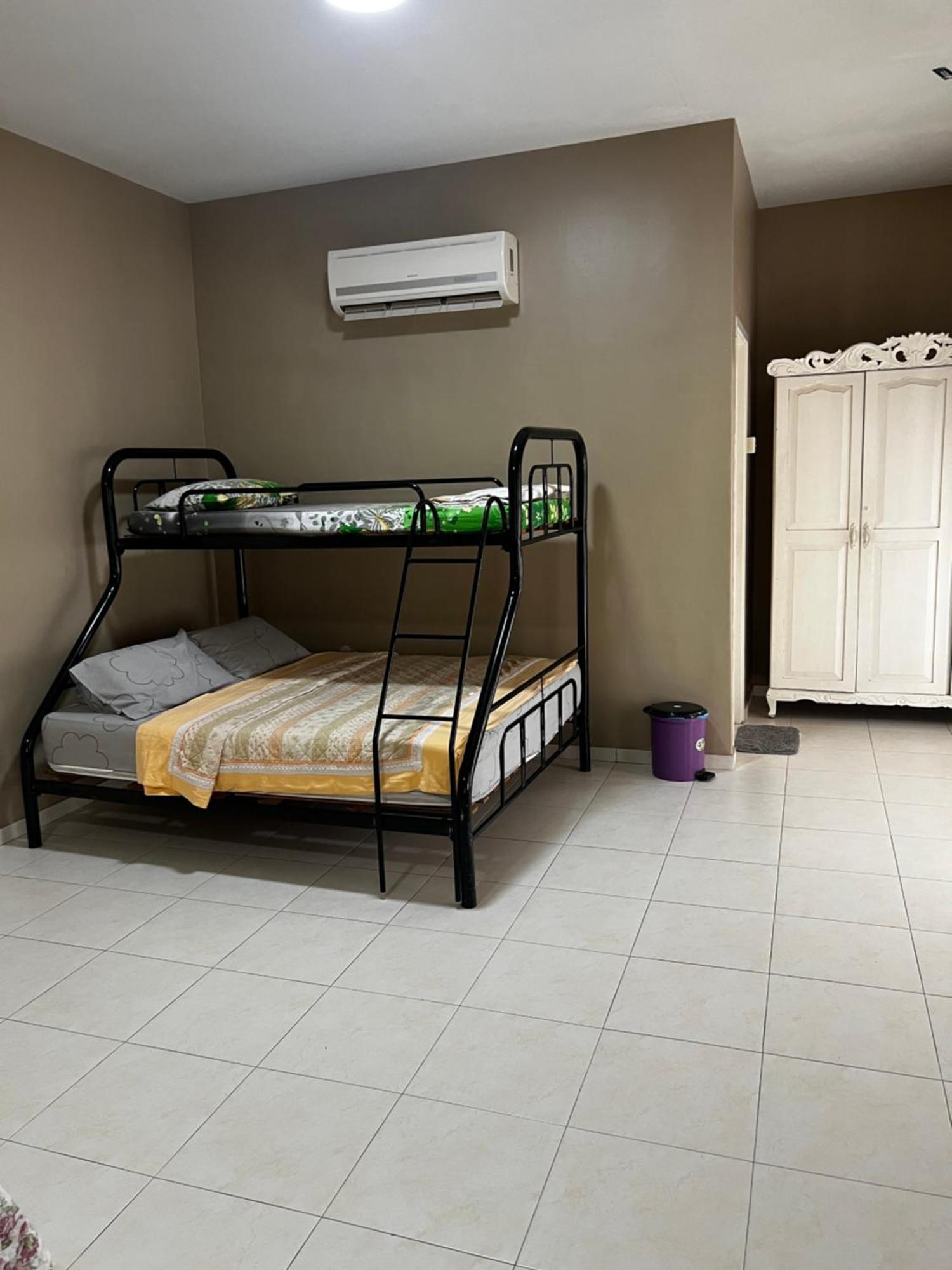 Homestay Melaka Executive Malacca Exterior foto